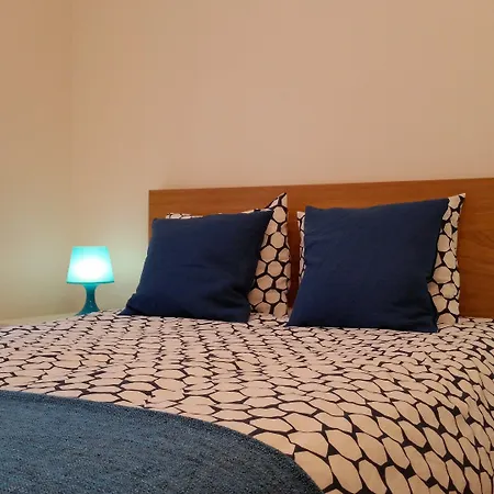 D&s - Crocodile House S. Bento * Porto