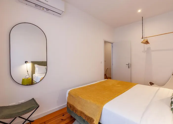 D&S - Crocodile House S. Bento Apartments Apartment *