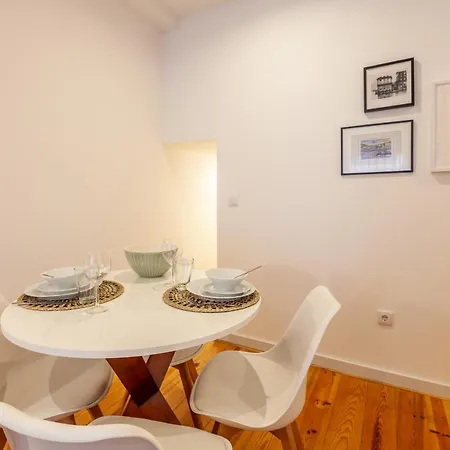 D&S - Crocodile House S. Bento Apartments Porto