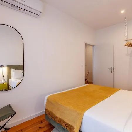 D&S - Crocodile House S. Bento Apartments Apartment *