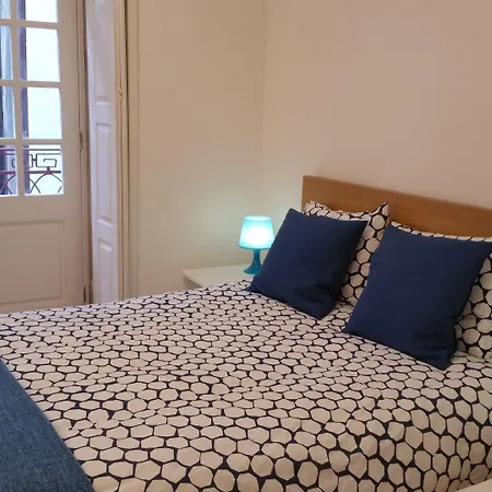 D&s - Crocodile House S. Bento Porto