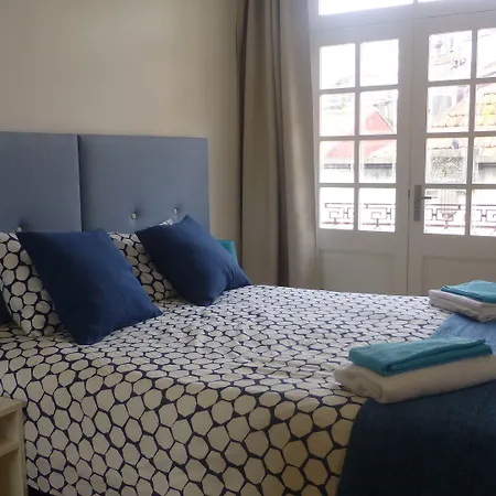 D&S - Crocodile House S. Bento Apartments