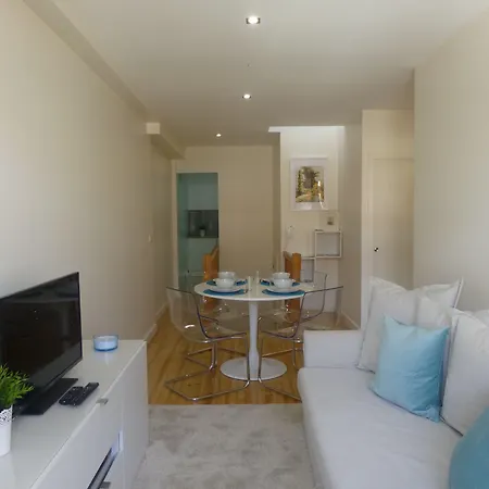 D&s - Crocodile House S. Bento Porto