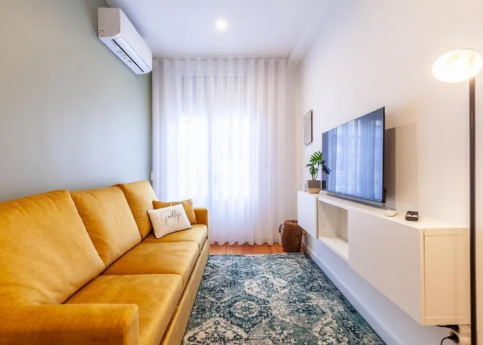 Apartment D&S - Crocodile House S. Bento Apartments