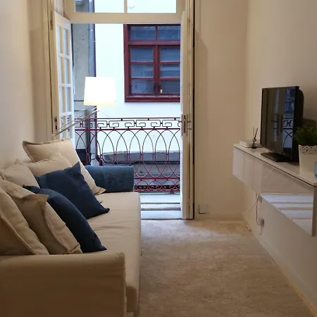 D&s - Crocodile House S. Bento * Oporto